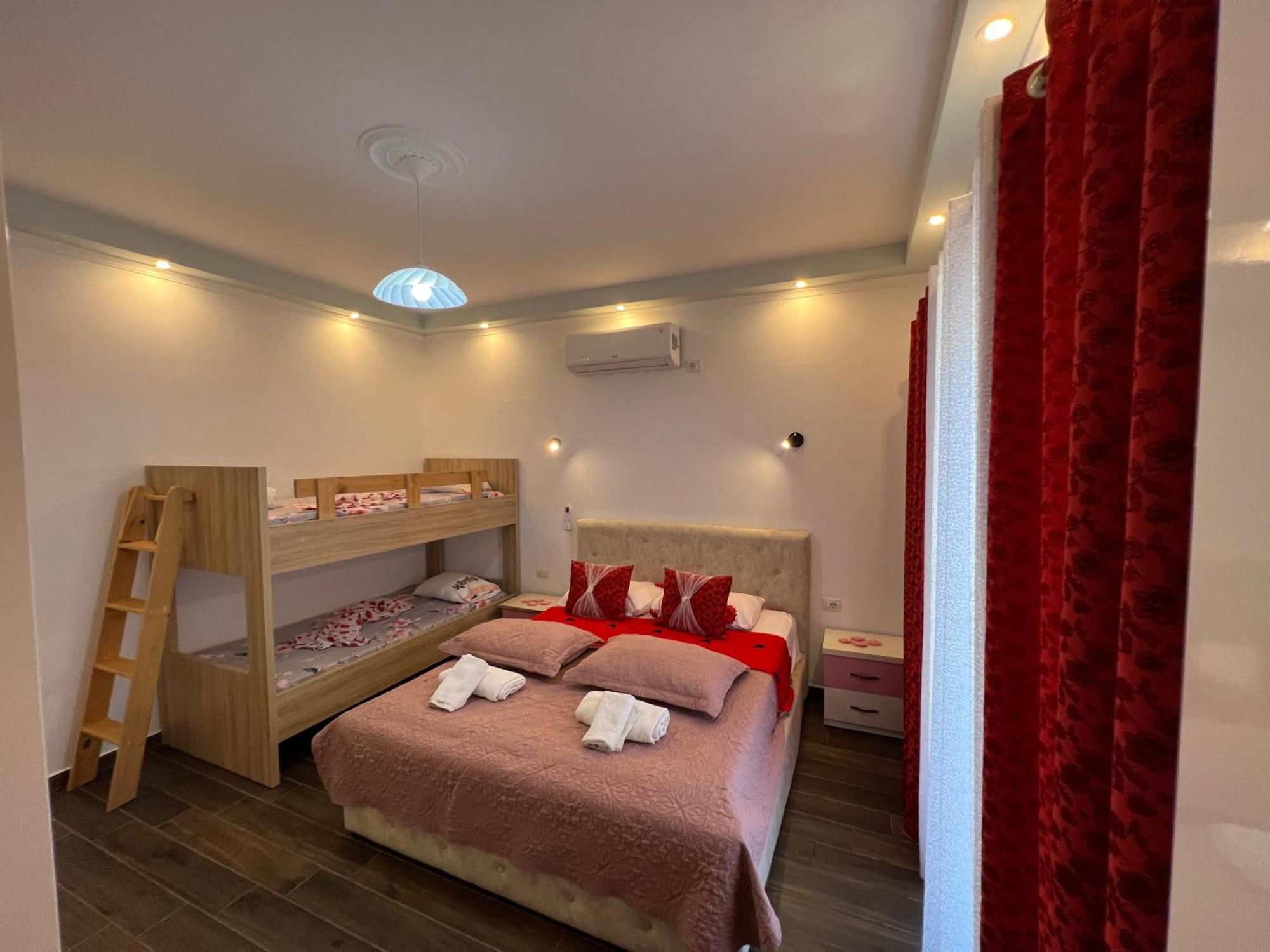 Adriatik Guest house *